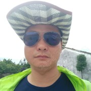 朱鹤雄