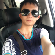 李伟