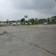 覃小华