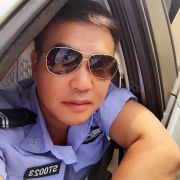 邱凌飞