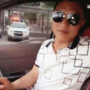 马小伟