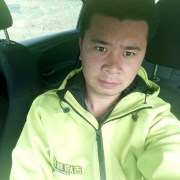 班育兴