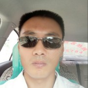 李彬