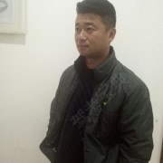 郑磊