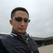 梁迅