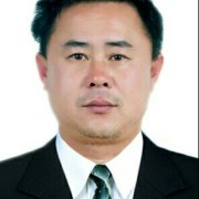杨健
