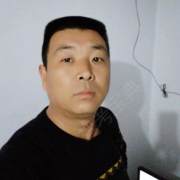 杨雷雷