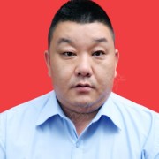 尹起超