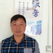 李伟