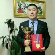 赵雷