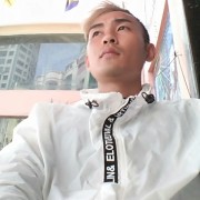 周钰