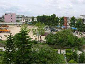 驭通驾校