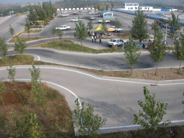 阳光驾校.