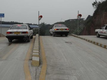 黎明驾校.