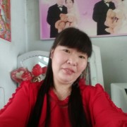 杨玲玲