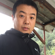 张磊