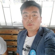杨磊