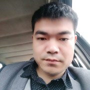 伍立