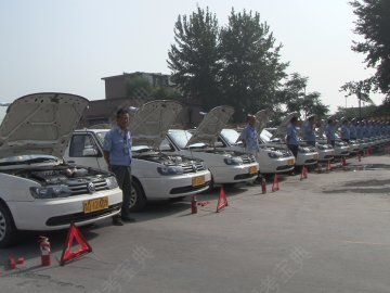长弘驾校