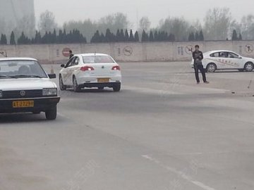 万通驾校