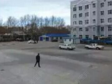 莫旗汽校