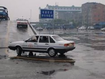 胜利驾校