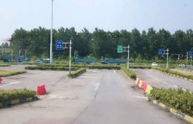 国华驾校
