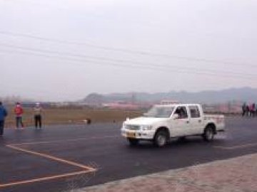 靖宇驾校.