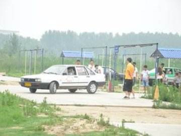 鑫威龙驾校