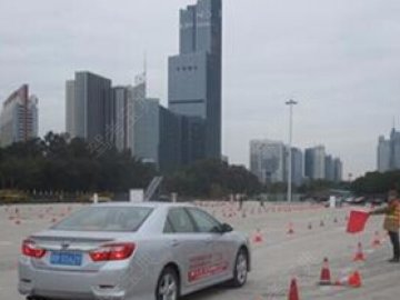 金利驾校