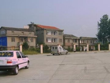 陆校汽摩驾校