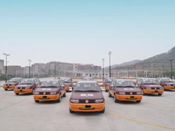 铜鼎驾校
