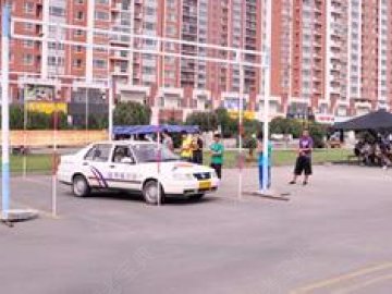 合隆驾校