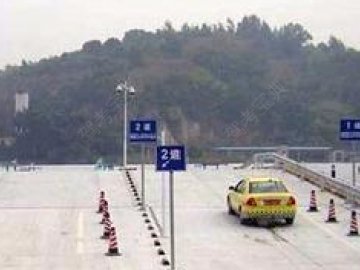 交警驾校