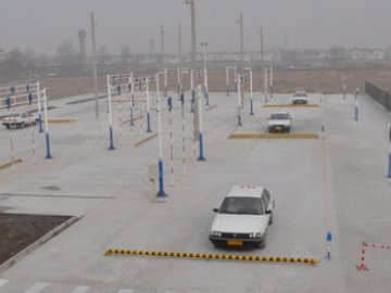 红光驾校