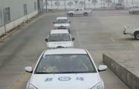 华坚驾校