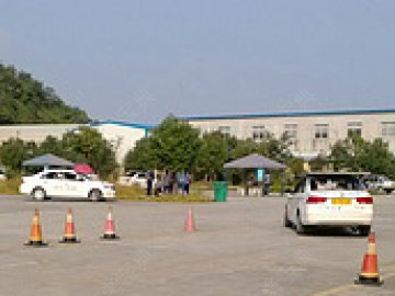 人才驾校