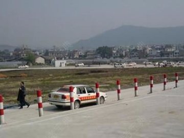 旅游驾校