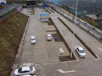 齐鲁驾校