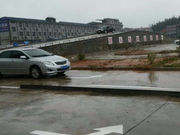 启航驾校