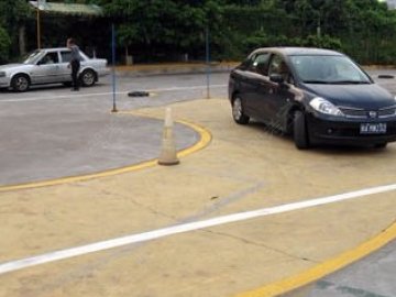 金龙驾校.