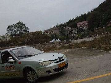 国宾驾校