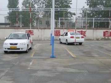 天顺驾校