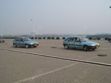 沅江驾校