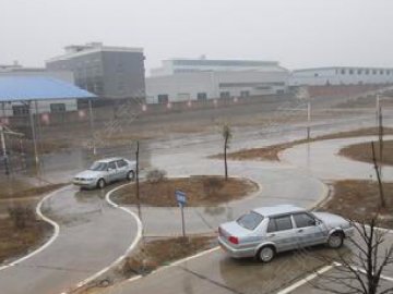 云集驾校