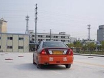 港龙驾校