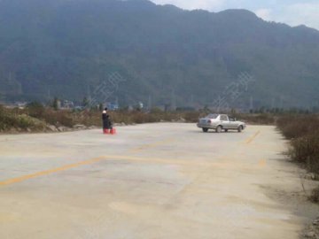 宜通驾校.