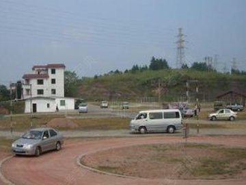 阳春驾校