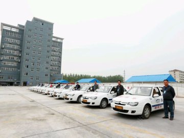 华兴驾校