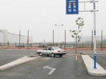 华宇迅驾校